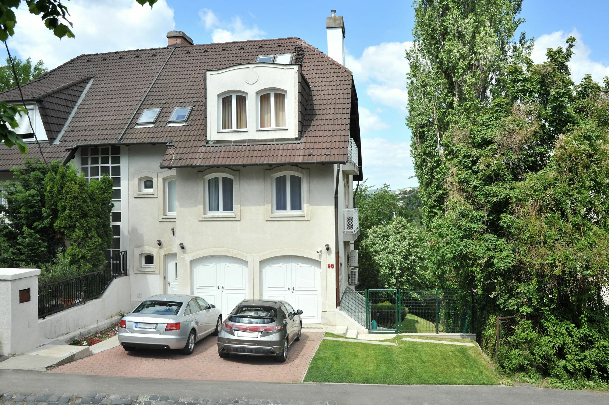 Hillside Premium Apartments Budapest Exterior photo