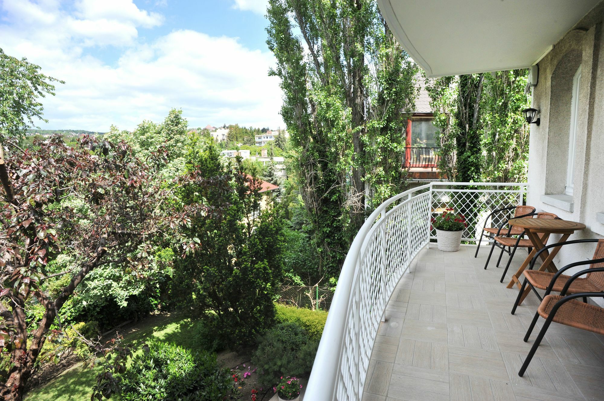 Hillside Premium Apartments Budapest Exterior photo